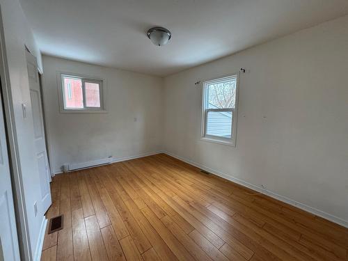 Chambre à coucher principale - 94 Rue St-Étienne, Gatineau (Hull), QC - Indoor Photo Showing Other Room