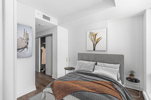 Primary bedroom - 507-1288 Rue St-Antoine O., Montréal (Ville-Marie), QC - Indoor Photo Showing Bedroom