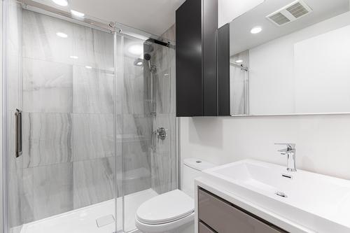 Bathroom - 507-1288 Rue St-Antoine O., Montréal (Ville-Marie), QC - Indoor Photo Showing Bathroom