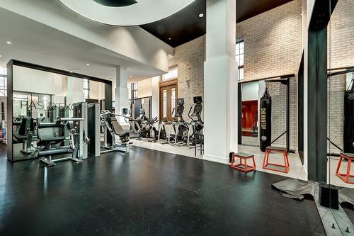 Exercise room - 507-1288 Rue St-Antoine O., Montréal (Ville-Marie), QC - Indoor Photo Showing Gym Room