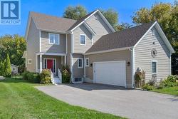 995 CHAPMAN STREET  Innisfil, ON L0L 1W0