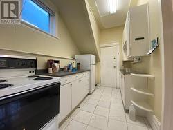Unit 2 - Kitchen - 