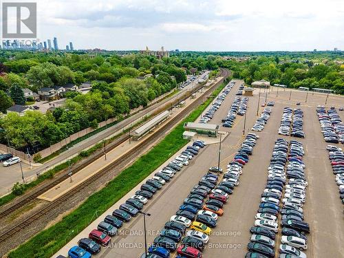 24 - 10 Lunar Crescent, Mississauga, ON - Outdoor