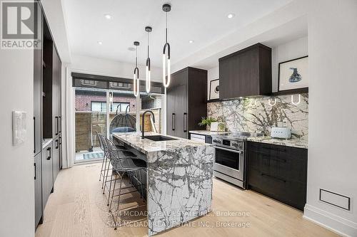 24 - 10 Lunar Crescent, Mississauga, ON - Indoor Photo Showing Kitchen With Upgraded Kitchen