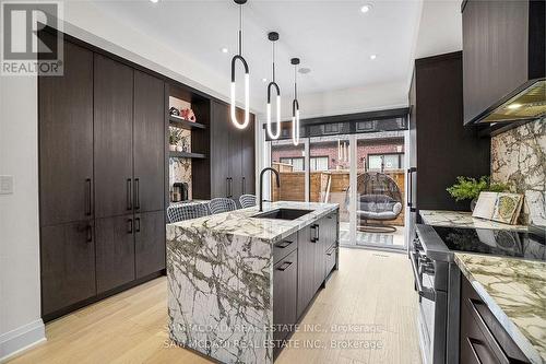 24 - 10 Lunar Crescent, Mississauga, ON - Indoor Photo Showing Kitchen With Upgraded Kitchen