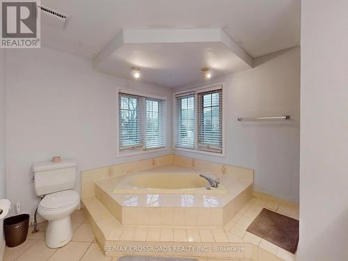 500 Lightfoot Place, Pickering, ON - Indoor Photo Showing Bathroom