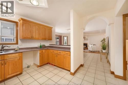 469 John Harvey Crescent, Windsor, ON - Indoor Photo Showing Kitchen With Double Sink
