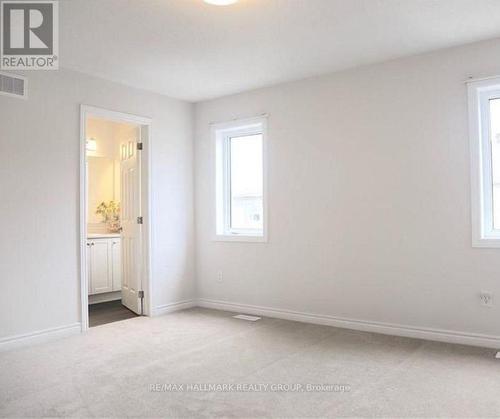 1686 Maple Grove Street, Ottawa, ON - Indoor Photo Showing Other Room