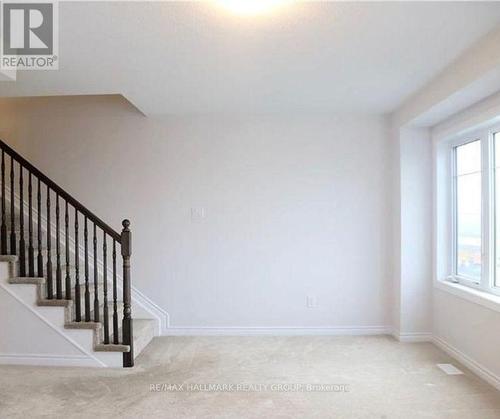 1686 Maple Grove Street, Ottawa, ON - Indoor Photo Showing Other Room