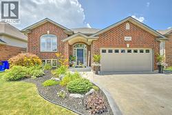 1415 MAGNOLIA AVENUE  Windsor, ON N8P 1Z3