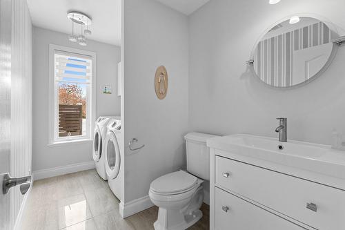 Salle d'eau - 7568 Rue De La Sarcelle, Lévis (Les Chutes-De-La-Chaudière-Est), QC - Indoor Photo Showing Laundry Room