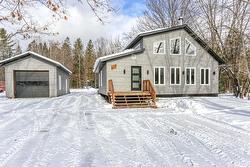 315 Ch. de la Petite-Mékinac  Saint-Tite, QC G0X 3H0