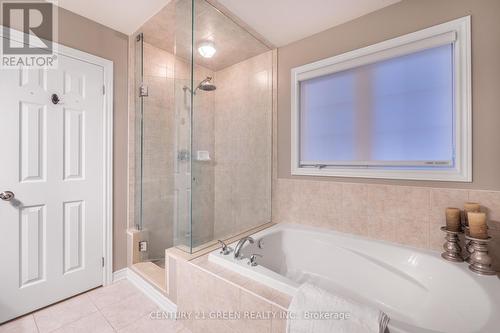 929 Transom Crescent, Milton, ON - Indoor Photo Showing Bathroom