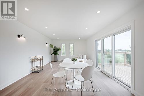 14582 Chinguacousy Road, Caledon, ON - Indoor Photo Showing Dining Room