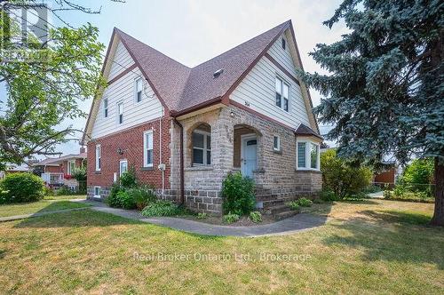 264 Grays Road, Hamilton (Stoney Creek), ON - Outdoor