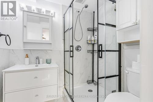 6593 Edenwood Drive, Mississauga, ON - Indoor Photo Showing Bathroom