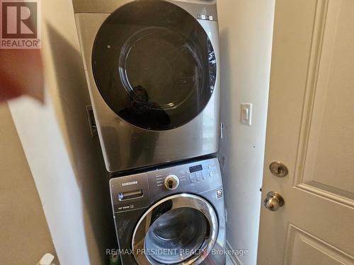 6593 Edenwood Drive, Mississauga, ON - Indoor Photo Showing Laundry Room