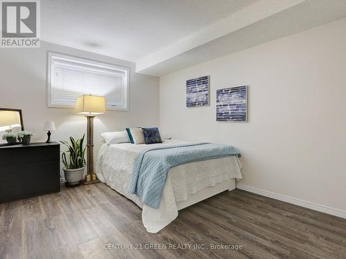 23G - 1989 Ottawa Street S, Kitchener, ON - Indoor Photo Showing Bedroom