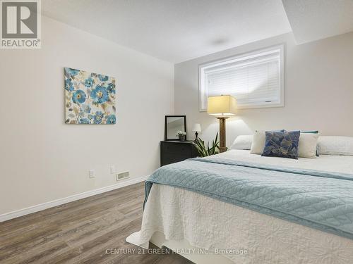 23G - 1989 Ottawa Street S, Kitchener, ON - Indoor Photo Showing Bedroom