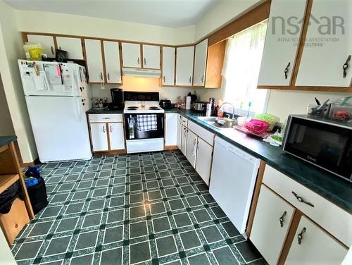 69 Old Post Road, Barrington, NS 