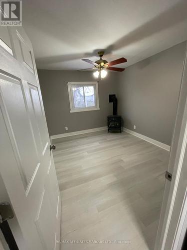 Main floor bedroom - 302 Mcconnell Avenue, Cornwall, ON - Indoor Photo Showing Other Room
