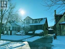 2333 CHILVER  Windsor, ON N8W 2V6