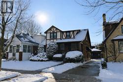 2333 CHILVER  Windsor, ON N8W 2V6