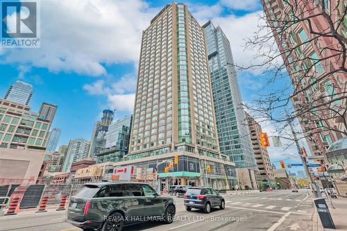 1412 - 155 YORKVILLE AVENUE  Toronto, ON M5R 0B4