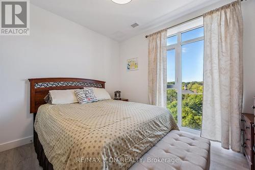 902 - 15 Glebe Street, Cambridge, ON - Indoor Photo Showing Bedroom