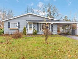 182 Canaan Avenue  Kentville, NS B4N 2B1