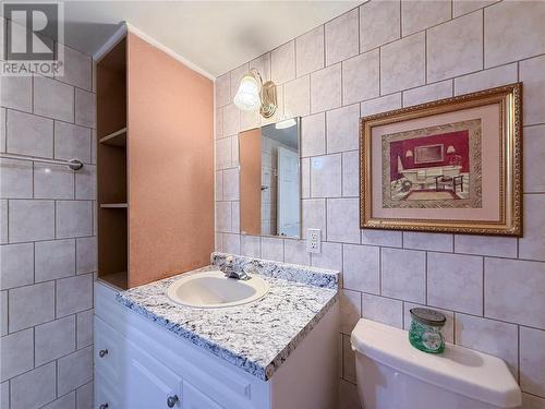 107 Copper Street, Greater Sudbury, ON - Indoor Photo Showing Bathroom