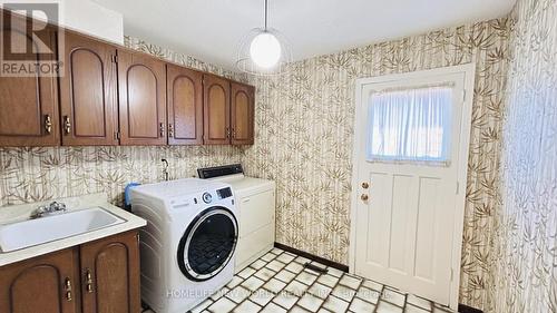 93 Willowbrook Road, Markham, ON - Indoor Photo Showing Laundry Room
