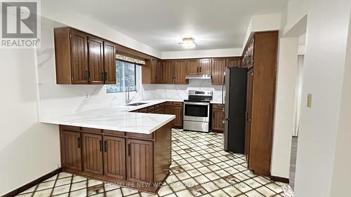 93 Willowbrook Road, Markham, ON - Indoor Photo Showing Kitchen