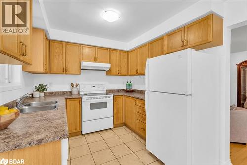 69 Lonestar Crescent, Brampton, ON - Indoor Photo Showing Kitchen With Double Sink