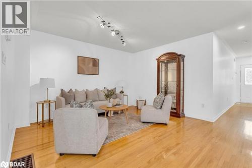 69 Lonestar Crescent, Brampton, ON - Indoor Photo Showing Living Room