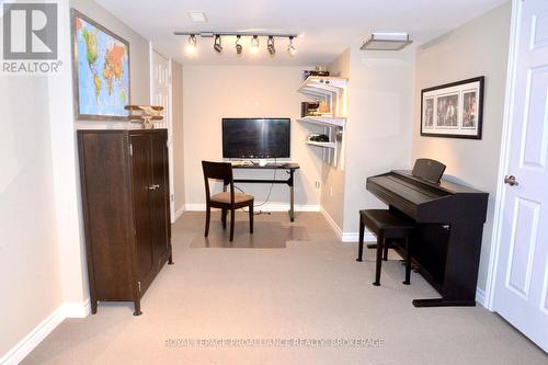 300 Wellington Street, Kingston (East Of Sir John A. Blvd), ON - Indoor Photo Showing Other Room