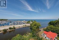 207 - 10 BAY STREET E  Blue Mountains, ON N0H 2P0