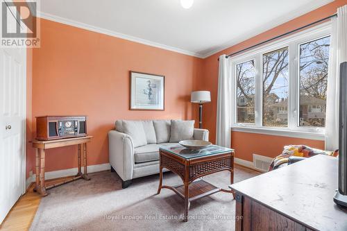 1587 Muir Road, Mississauga, ON - Indoor Photo Showing Living Room