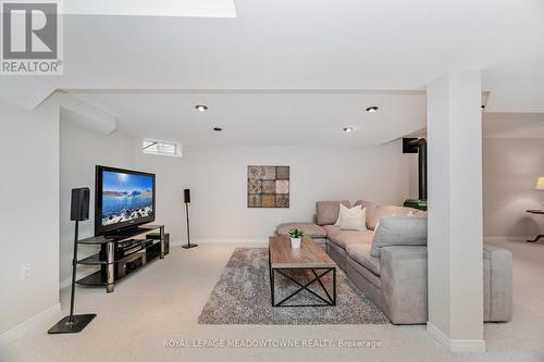 33 Harrop Avenue, Halton Hills, ON - Indoor