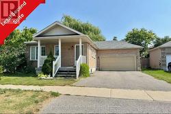27 WATSON DRIVE  Barrie, ON L4M 6W8