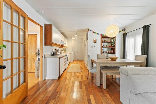 Dining room - 10 Ch. Grenier, Sutton, QC - Indoor Photo Showing Other Room