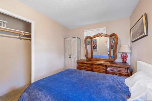 2687 Jingle Pot Rd, Nanaimo, BC 