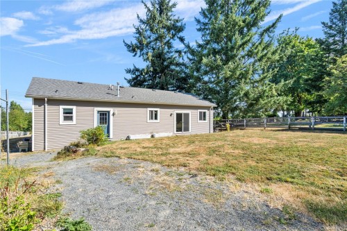 2687 Jingle Pot Rd, Nanaimo, BC 