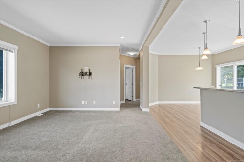 2687 Jingle Pot Rd, Nanaimo, BC 