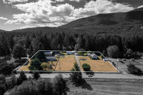 2687 Jingle Pot Rd, Nanaimo, BC 