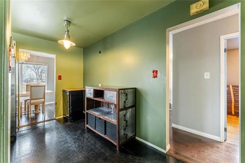 259 Carriage Rd, Winnipeg, MB 