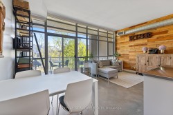 301-52 Sumach Street  Toronto, ON M5A 3J7