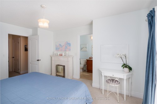 106-300 D'Arcy Street, Cobourg, ON - Indoor Photo Showing Bedroom