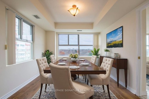 402-18 Concorde Place, Toronto, ON - Indoor Photo Showing Dining Room