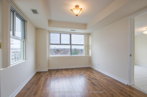 402-18 Concorde Place, Toronto, ON - Indoor Photo Showing Other Room